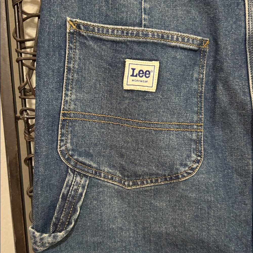Lee Jean Skirt Size Medium - Picture 5 of 6